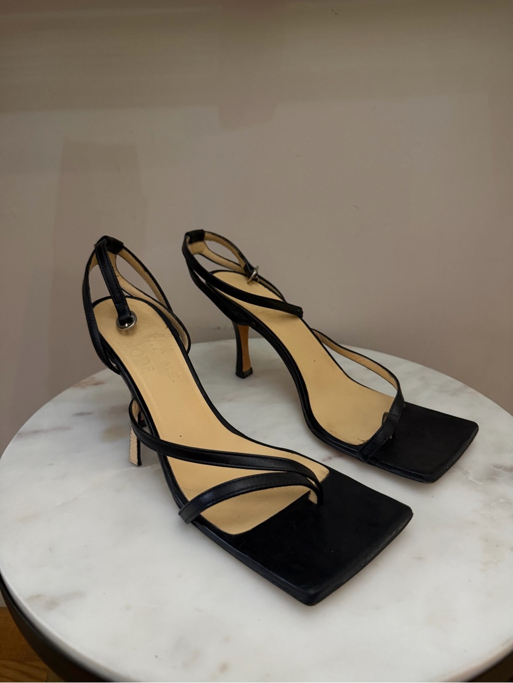 AWAKE MODE Asymmetric Strappy Sandal